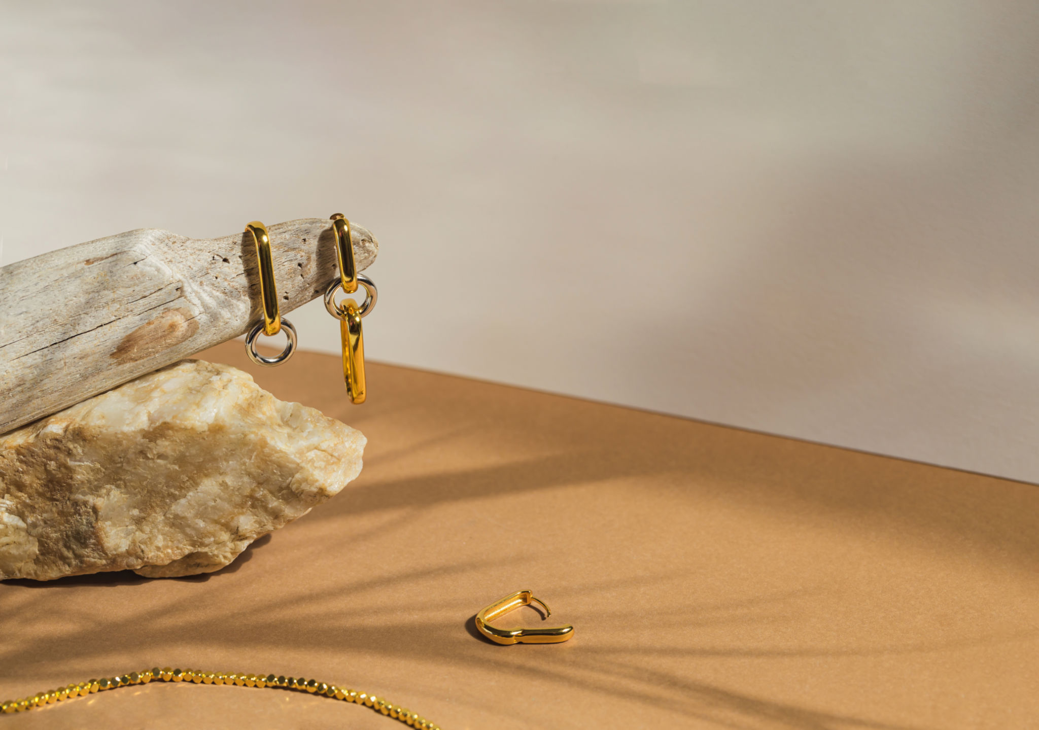 minimalist jewelry