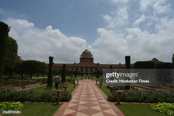 Flowers in blooms visits a flower at the Amrit Udyan, at Rashtrapati Bhavan on August 13, 2024 in New Delhi, India. Amrit Udyan will be open for the...