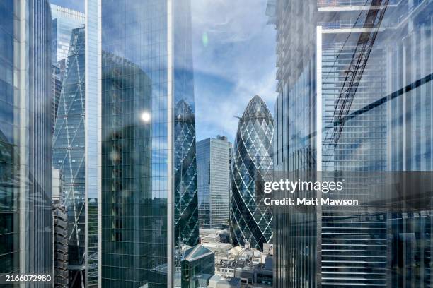 the city of london financial district london england uk - banca centrale foto e immagini stock