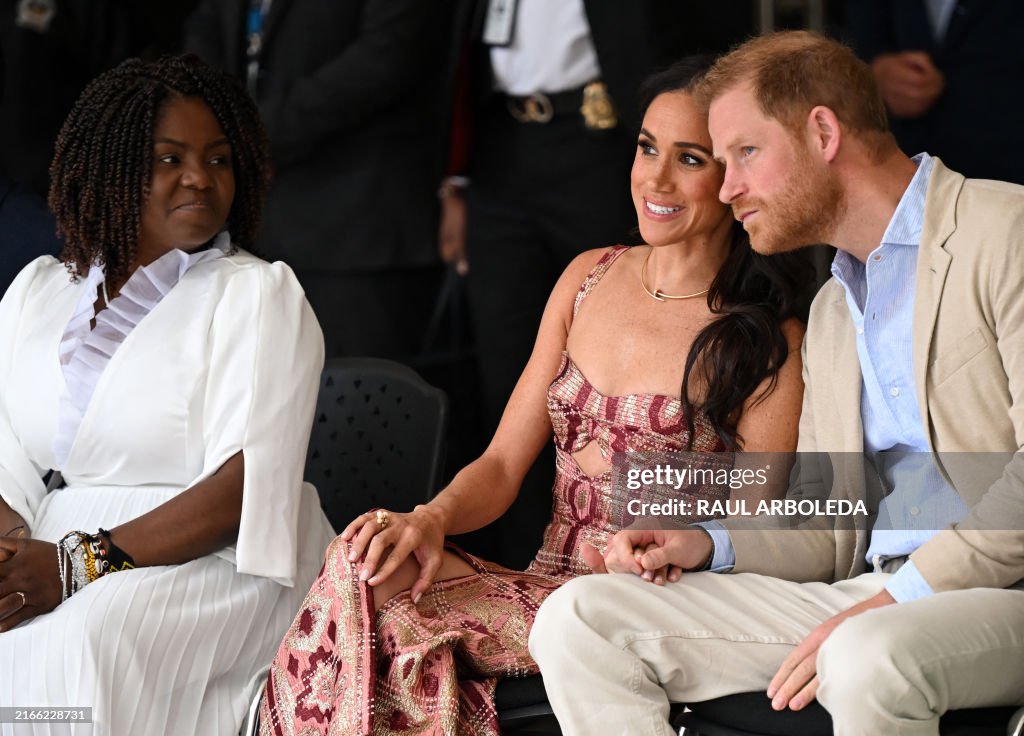 TOPSHOT-COLOMBIA-BRITAIN-MARQUEZ-ROYALS-PRINCE HARRY