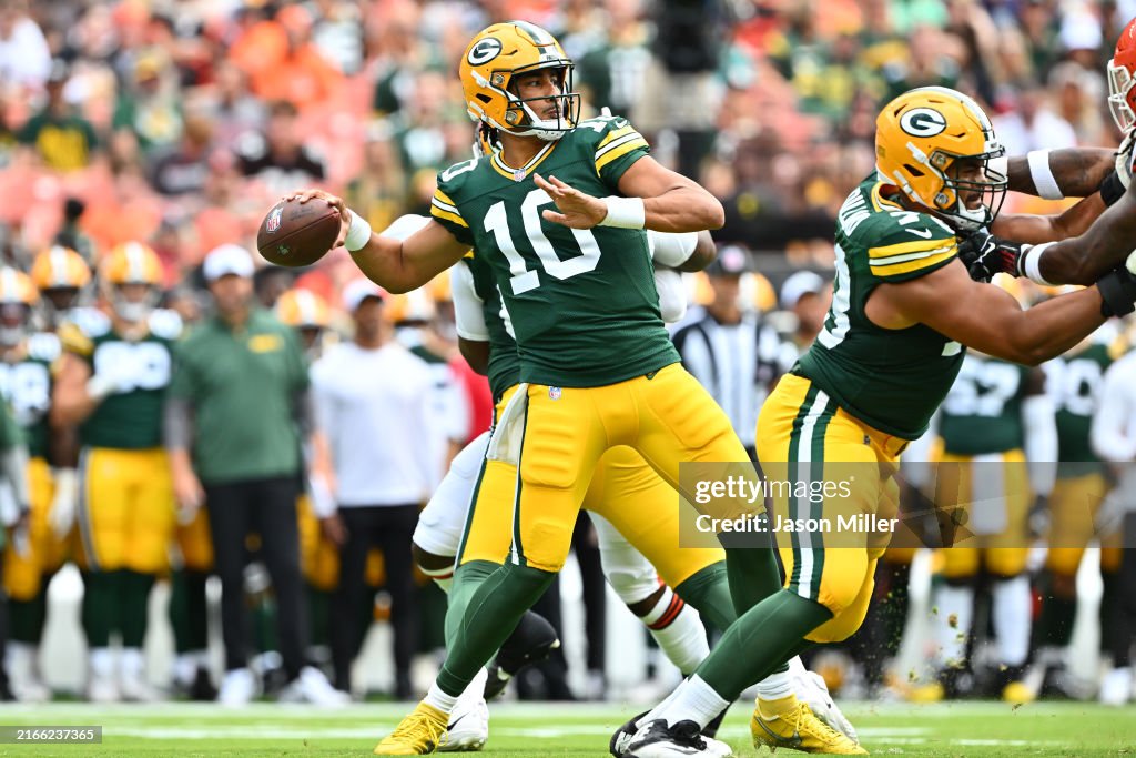 Green Bay Packers v Cleveland Browns