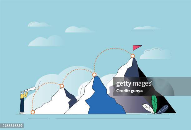 geschäftsmann, der mit teleskop auf dem gipfel des berges auf das ziel schaut und nach einer route sucht, um es zu erreichen. - bleistift spitzen stock-grafiken, -clipart, -cartoons und -symbole