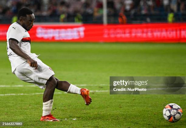 Azango 59 Philip Azango Stock Photos, High-Res Pictures, and Images - Getty Images
