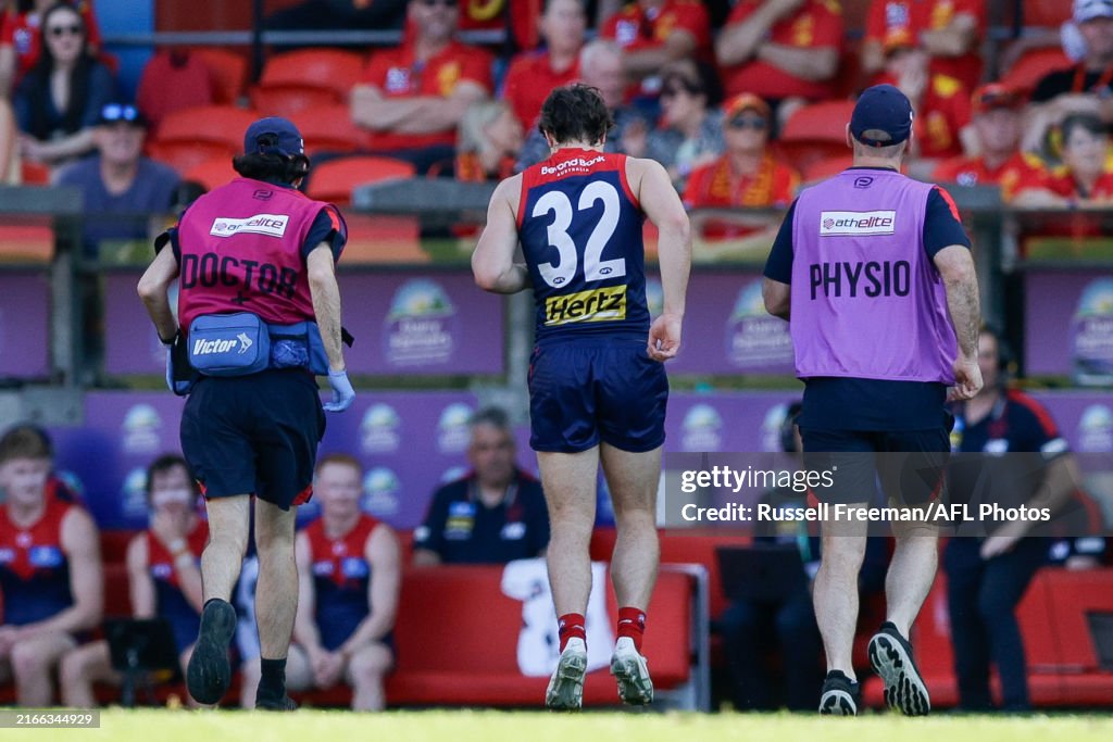 AFL Rd 23 - Gold Coast v Melbourne