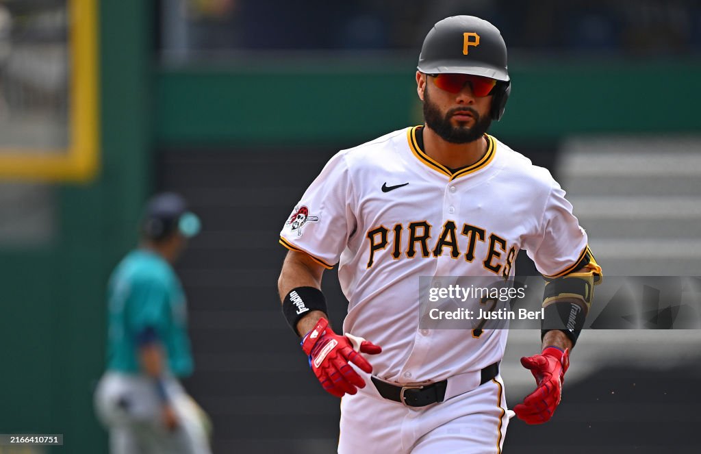 Seattle Mariners v Pittsburgh Pirates