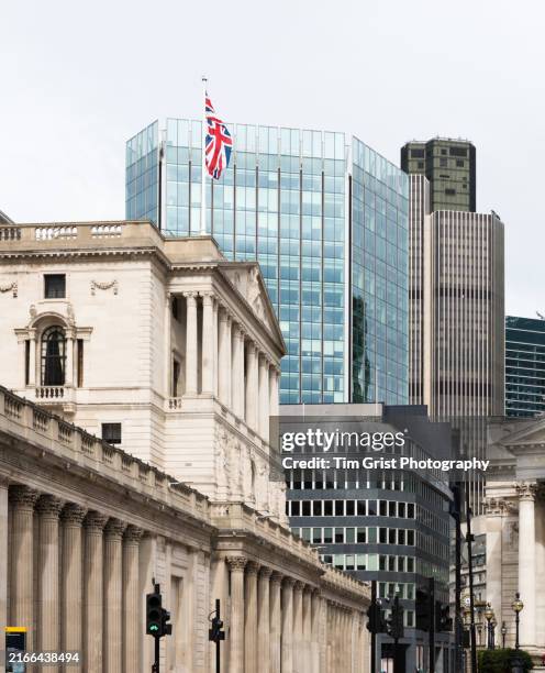 office buildings in the city of london - geopolitics stock pictures, royalty-free photos & images