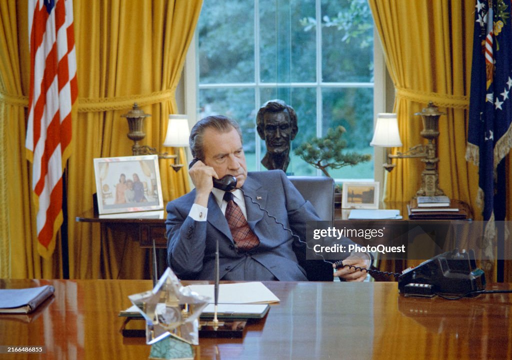 President Nixon In The Oval Office