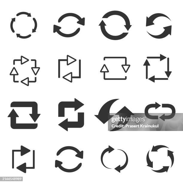 circle arrow icon set. - señal de flecha de tráfico fotografías e imágenes de stock