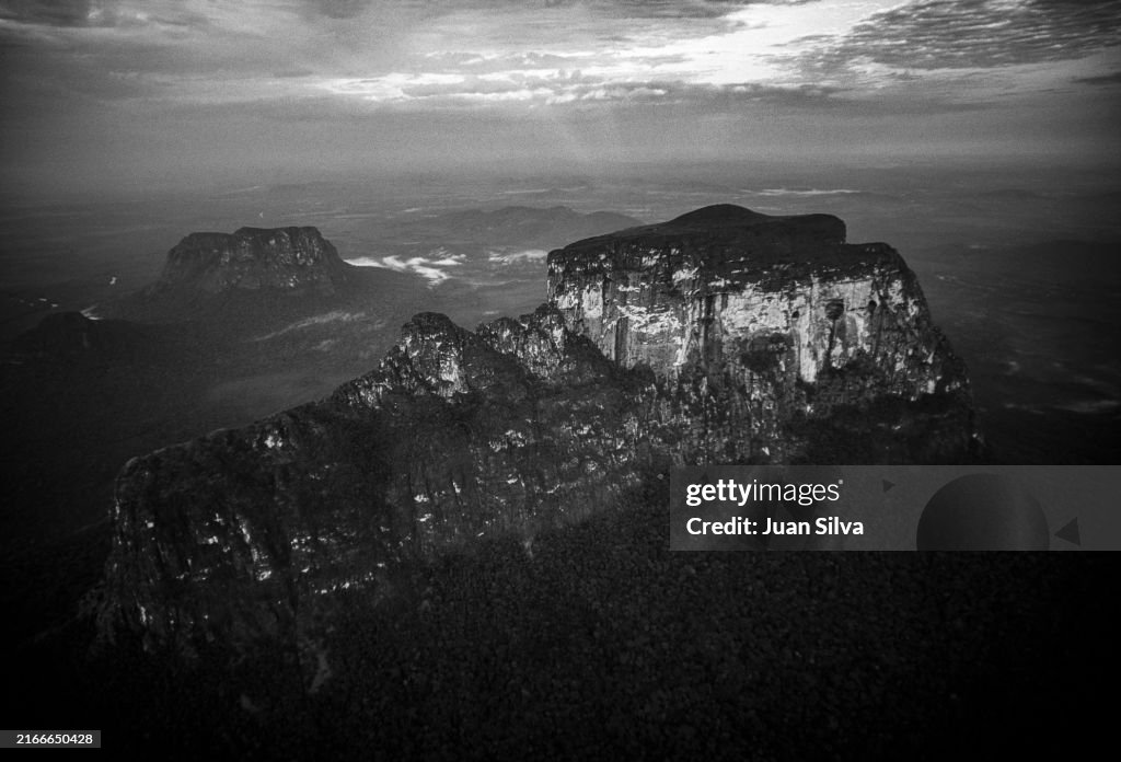 Aerial view of the Cerro Autana, in the Amazonas State rain forest, Venezuela