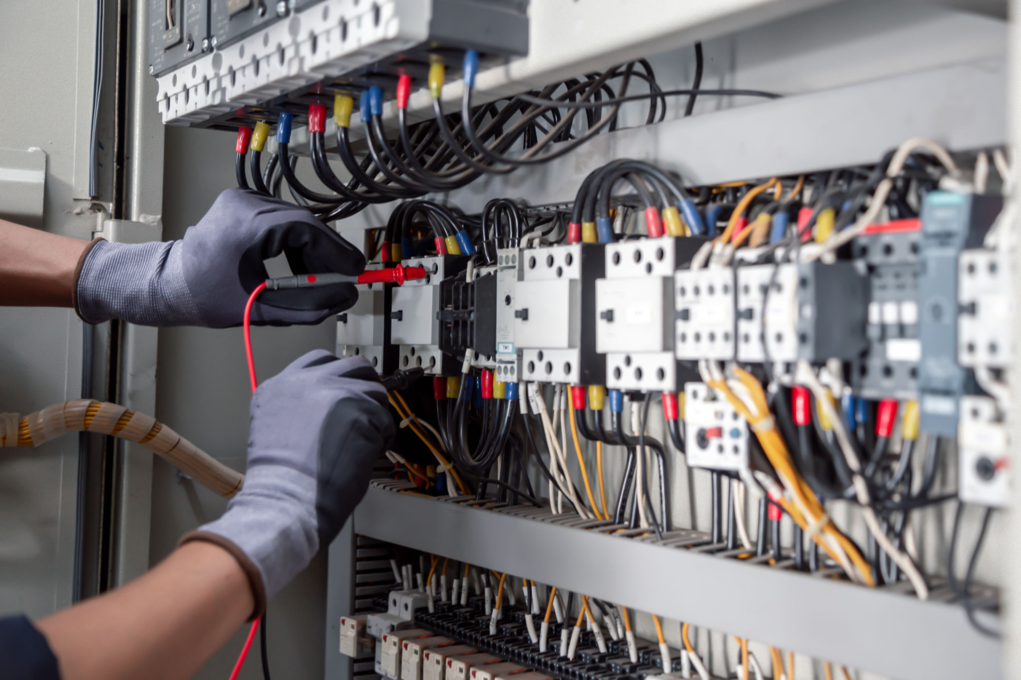 electrical contractor