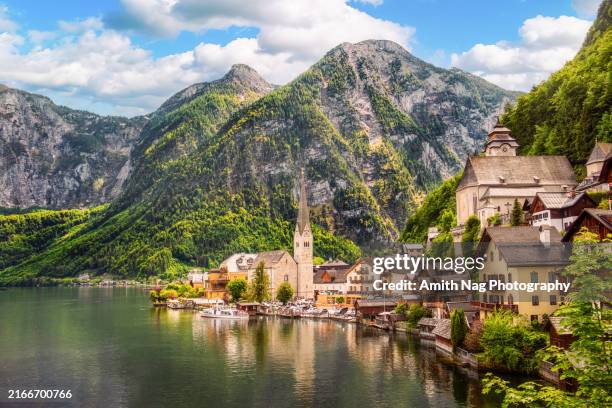 hallstatt, austria - salzburg stockfoto's en -beelden