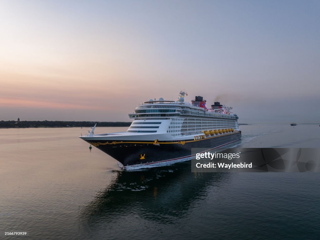 Disney Dream cruise ship