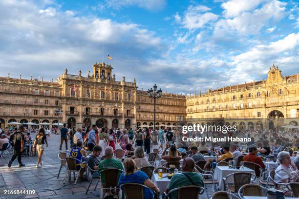 crowded street in salamanca, spain - salamanca province stock pictures, royalty-free photos & images