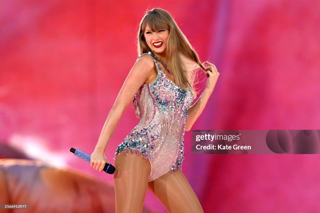 Taylor Swift | The Eras Tour – London, UK