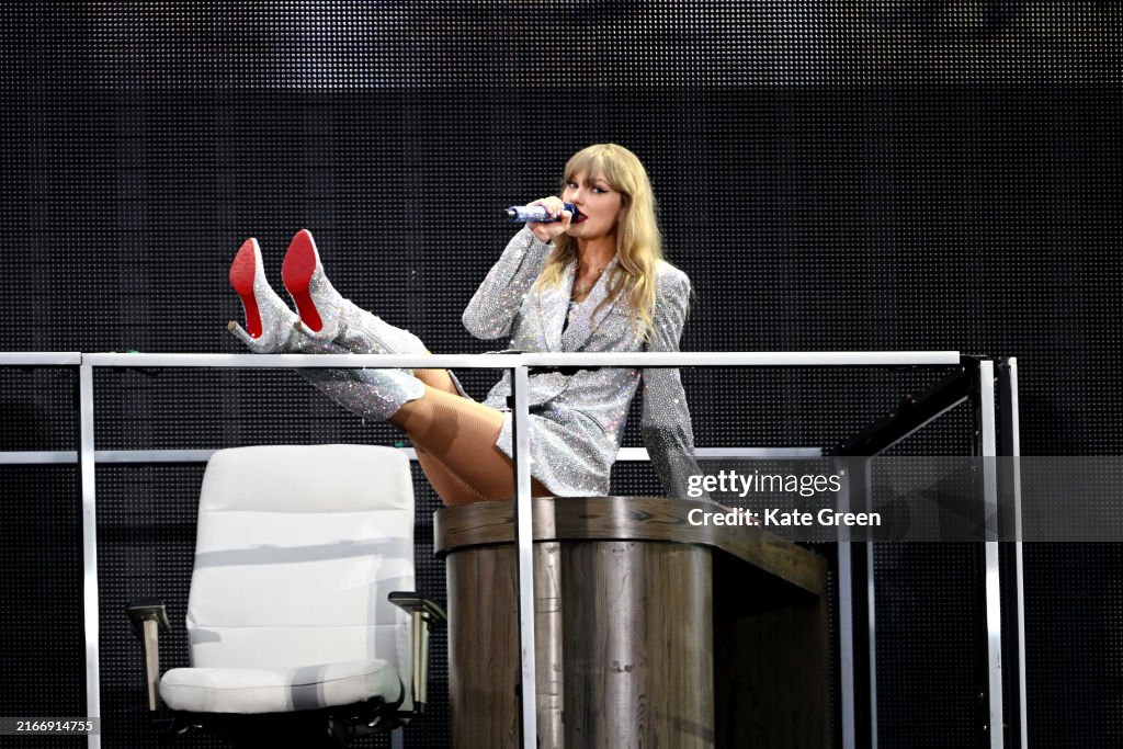 Taylor Swift | The Eras Tour – London, UK