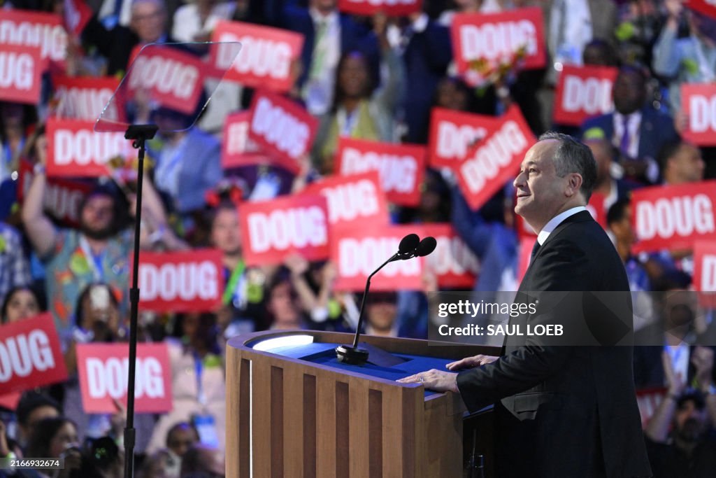 TOPSHOT-US-VOTE-POLITICS-DEMOCRATIC-CONVENTION