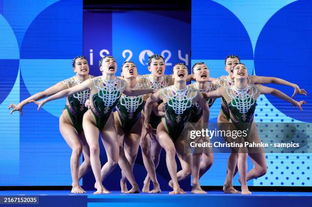 Members of Team Japan compete in the Team Acrobatic Routine on day twelve of the Olympic Games Paris 2024 at Aquatics Centre on August 07, 2024 in...