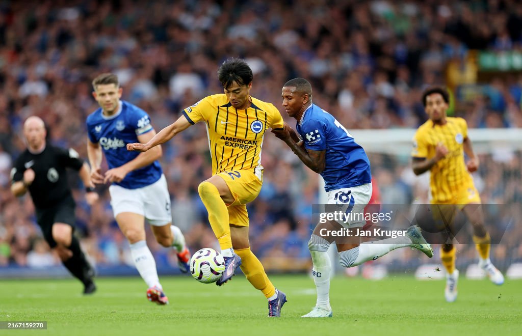 Everton FC v Brighton & Hove Albion FC - Premier League