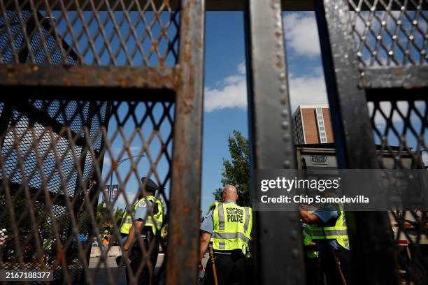Police Perimeter Example 7,425 Perimeter Security Stock Photos, High-Res Pictures, and Images ...