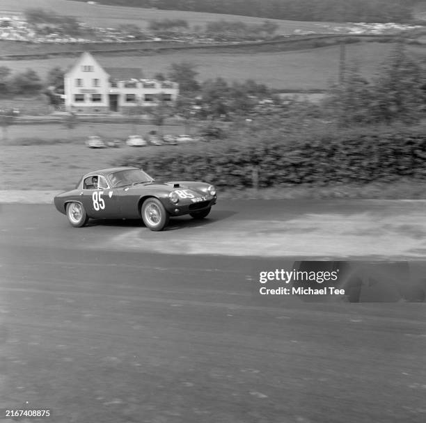 Gordon Riley Lotus 53 Peter Lumsden Stock Photos, High-Res Pictures, and Images - Getty Images