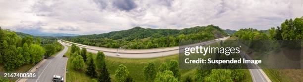 panoramic of mountain road trip through tennessee - equirectangular panorama stock pictures, royalty-free photos & images