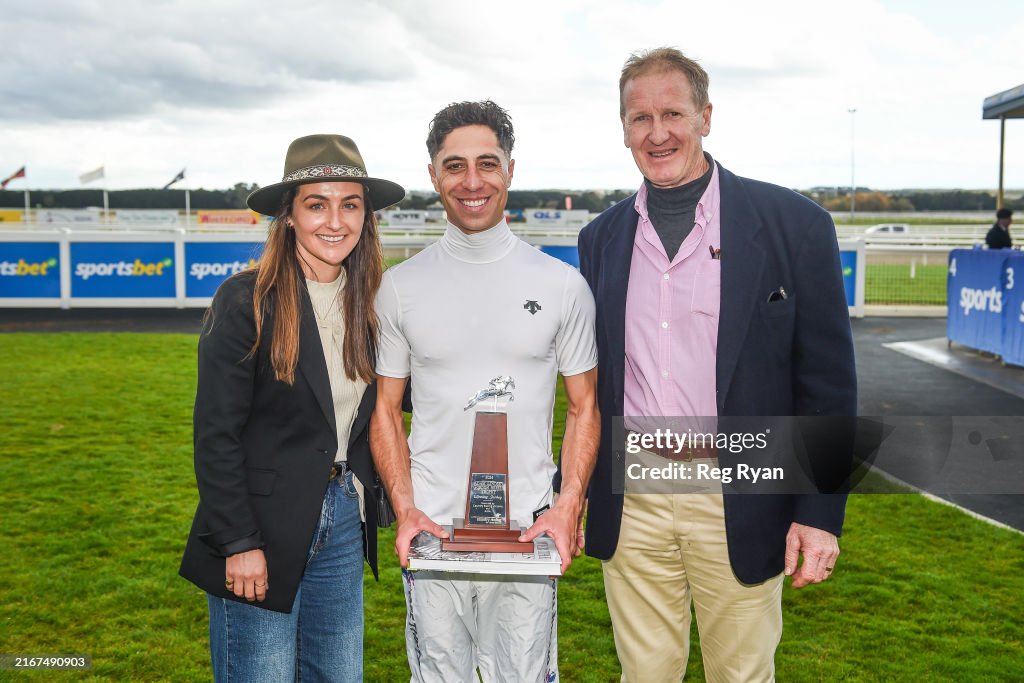 Ecycle Solutions Grand National Steeplechase