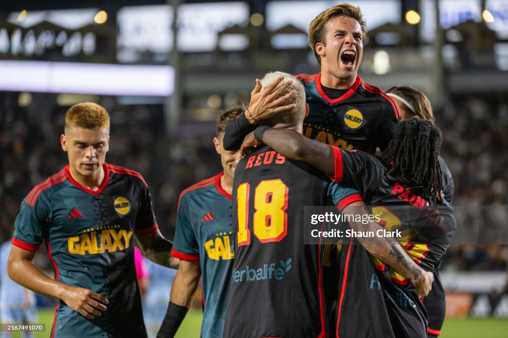 Marco Rois Marco Reus of Los Angeles Galaxy celebrates his goal with Riqui Puig ...