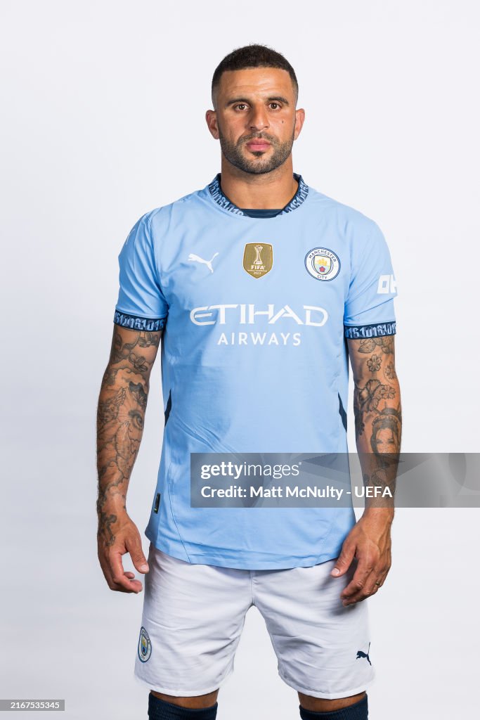 MANCHESTER CITY F.C. Pyjama pour garçon, t-shirt et short Man City, cadeaux pour garçons, bleu, 3-4 ans MANCHESTER CITY F.C. Pyjama pour garçon, t-shirt et short Man City, cadeaux pour garçons, bleu, 3-4 ans