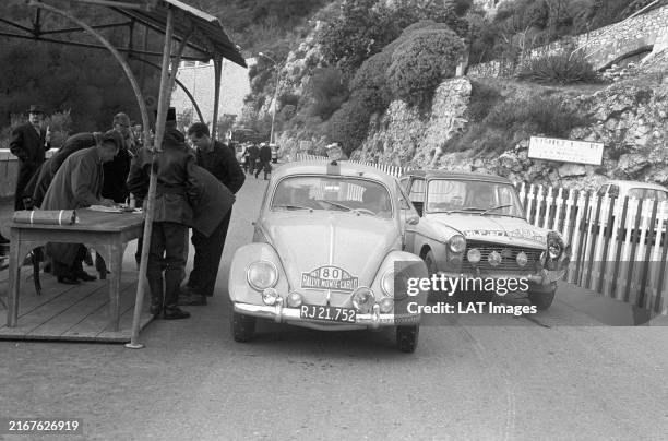Jens Nielsen / Ove Pedersen, Volkswagen ahead of John Sprinzel / Stuart Turner, Austin A40 during the Monte Carlo Rally on January 28, 1961.