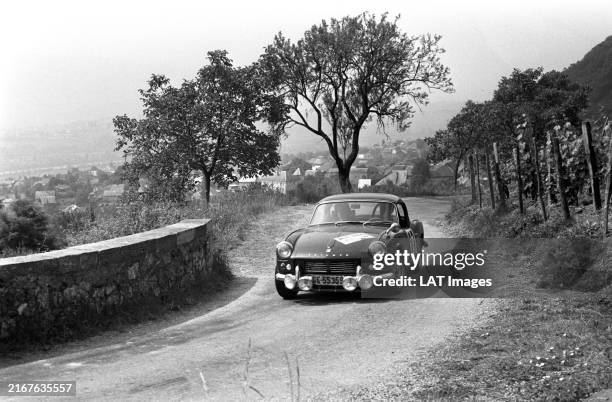 Triumph Spitfire Rally 218 Triumph Spitfire Stock Photos, High-Res Pictures, and Images ...