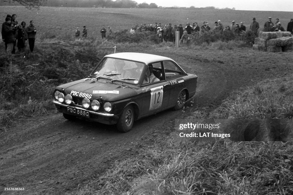 Ac Rally Sunbeam Stilletto during the RAC Rally on November 15, 1968. News Photo ...