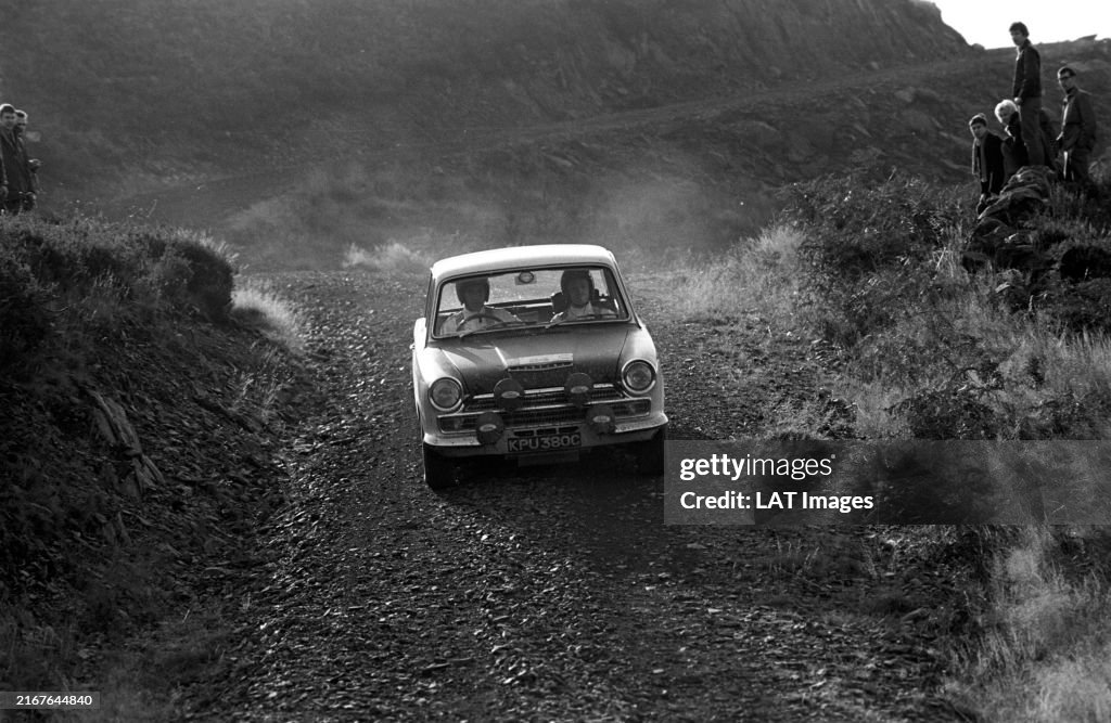Ac Rally Lotus ford Cortina during the RAC Rally on November 19, 1966. News ...