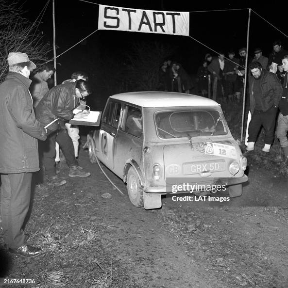 Phil Cooper Rac Rally Timo Mäkinen / Paul Easter, Mini Cooper during the RAC Rally on... News ...