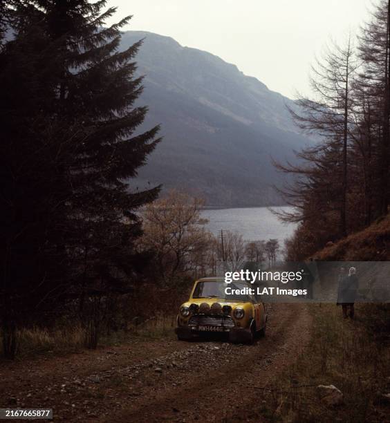 Kahn Rally Car 136 Mini Cooper D Stock Photos, High-Res Pictures, and Images - Getty ...