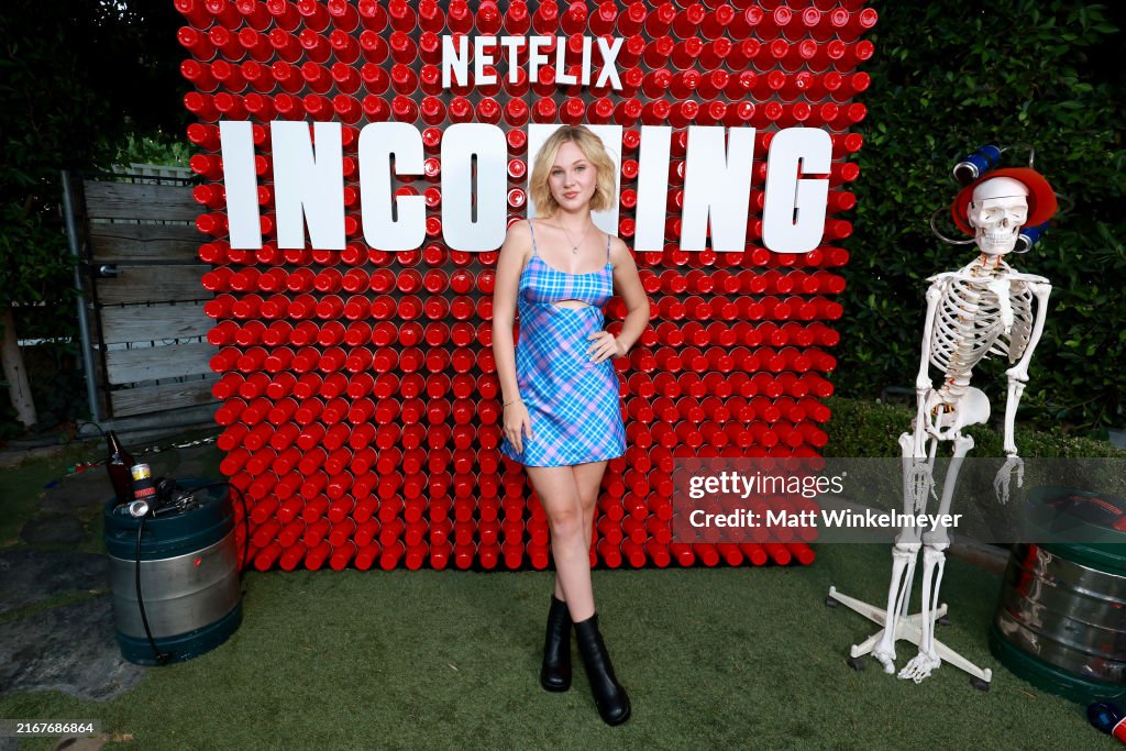 Party Incoming Lily Brooks O'Briant attends the Incoming House Party | Netflix at ...
