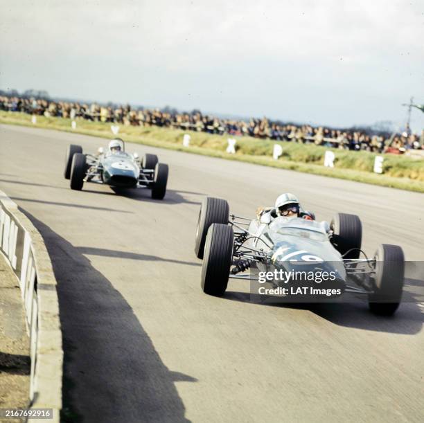 127 Alan Surtees Stock Photos, High-Res Pictures, and Images - Getty Images