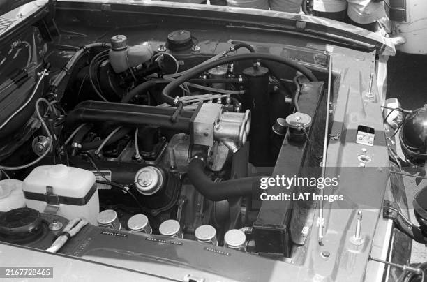 Ford Capri Injection System 94 Fuel Injection Engine Stock Photos, High-Res Pictures, and Images ...