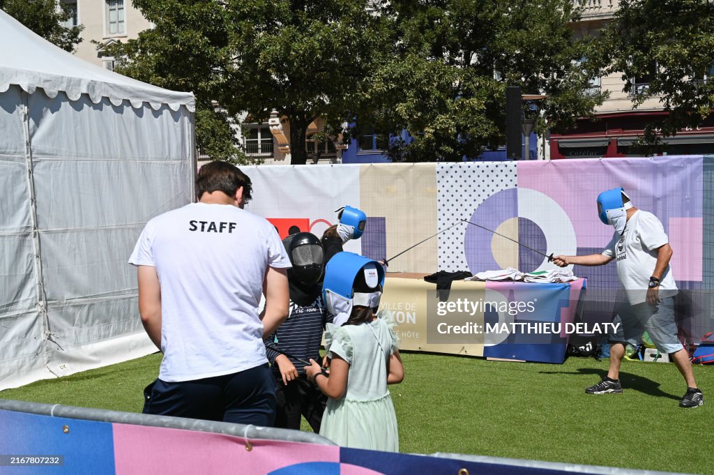 FRANCE-PARALYMPIC-TORCH-RELAY-PARALYMPIC-GAMES-BELLECOUR-SQUARE
