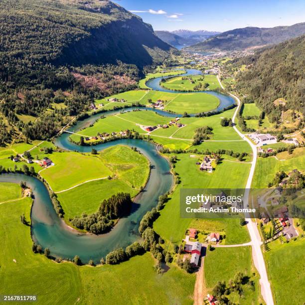 stryneelva river, stryn, vestland, norway - olden foto e immagini stock