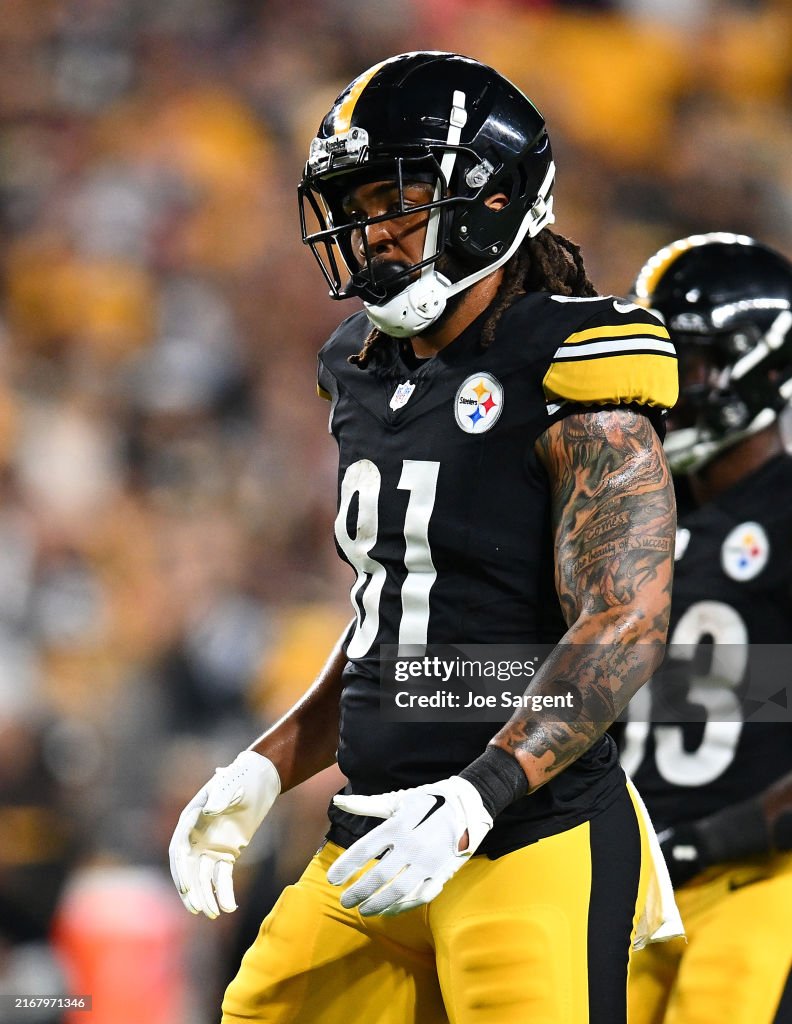 Buffalo Bills v Pittsburgh Steelers