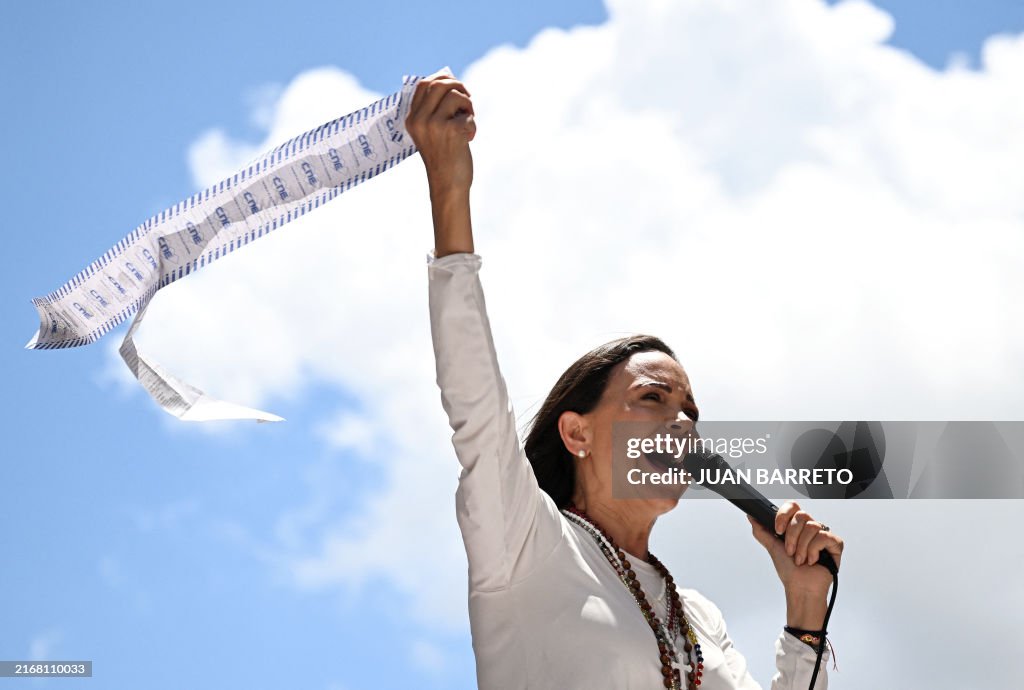 TOPSHOT-VENEZUELA-ELECTION-OPPOSITION-PROTEST