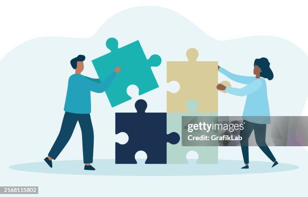 illustrazioni stock, clip art, cartoni animati e icone di tendenza di concetto di lavoro di squadra, persone che collegano elementi di puzzle a pezzi. - rompicapo