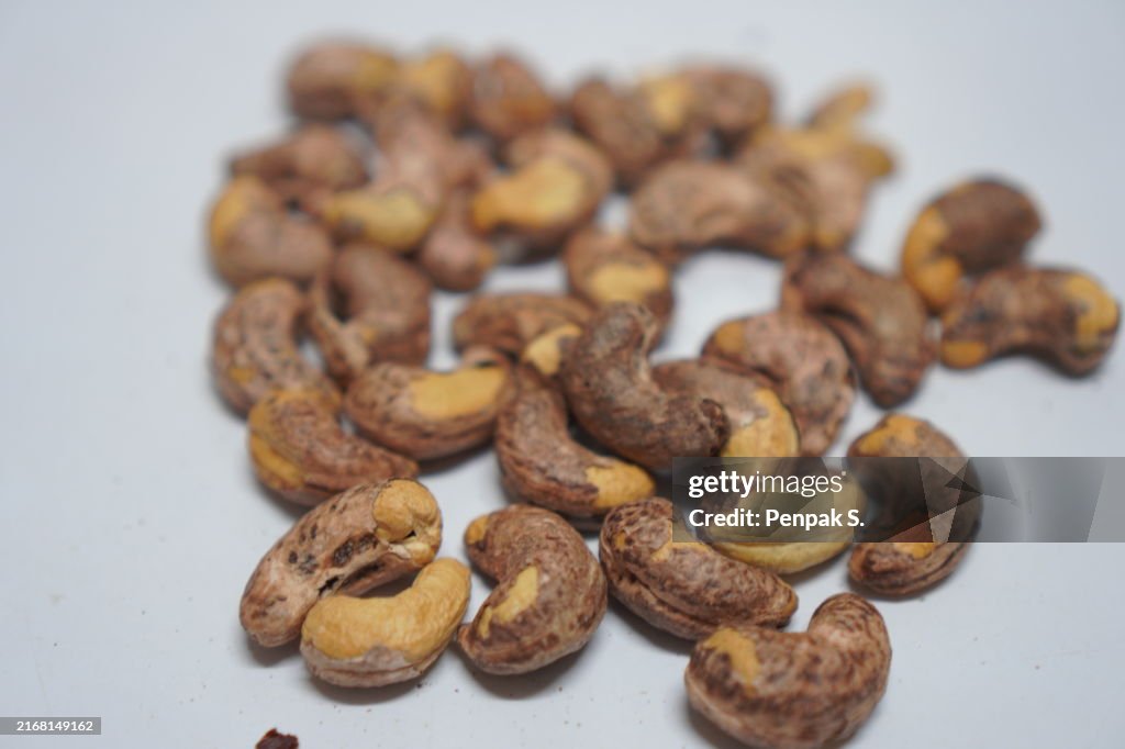 Cashew nuts