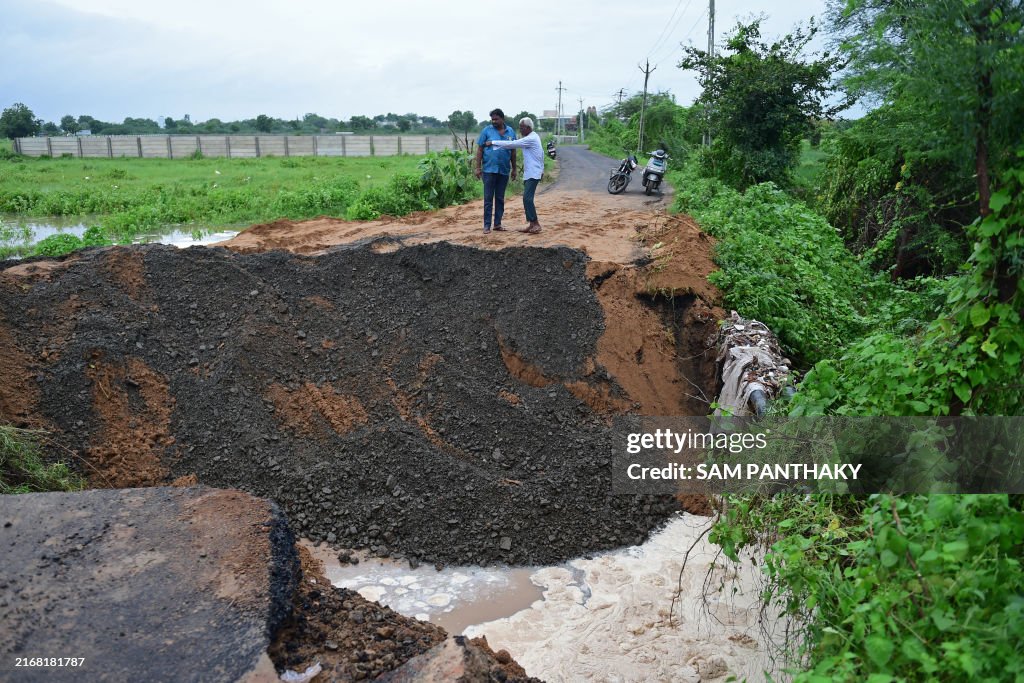 INDIA-WEATHER-FLOOD