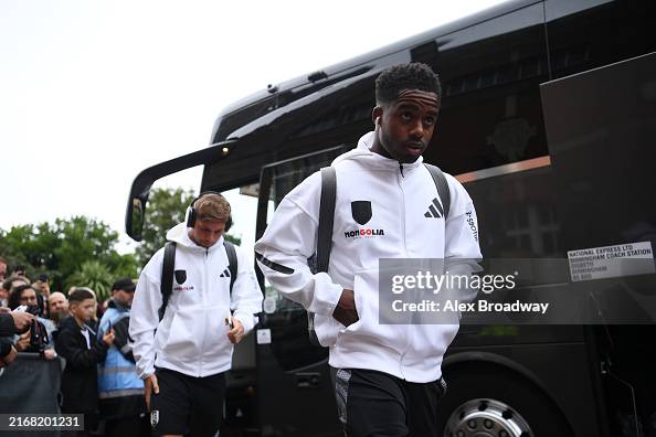Fulham FC v Leicester City FC - Premier League Fulham FC v Leicester City FC - Premier League