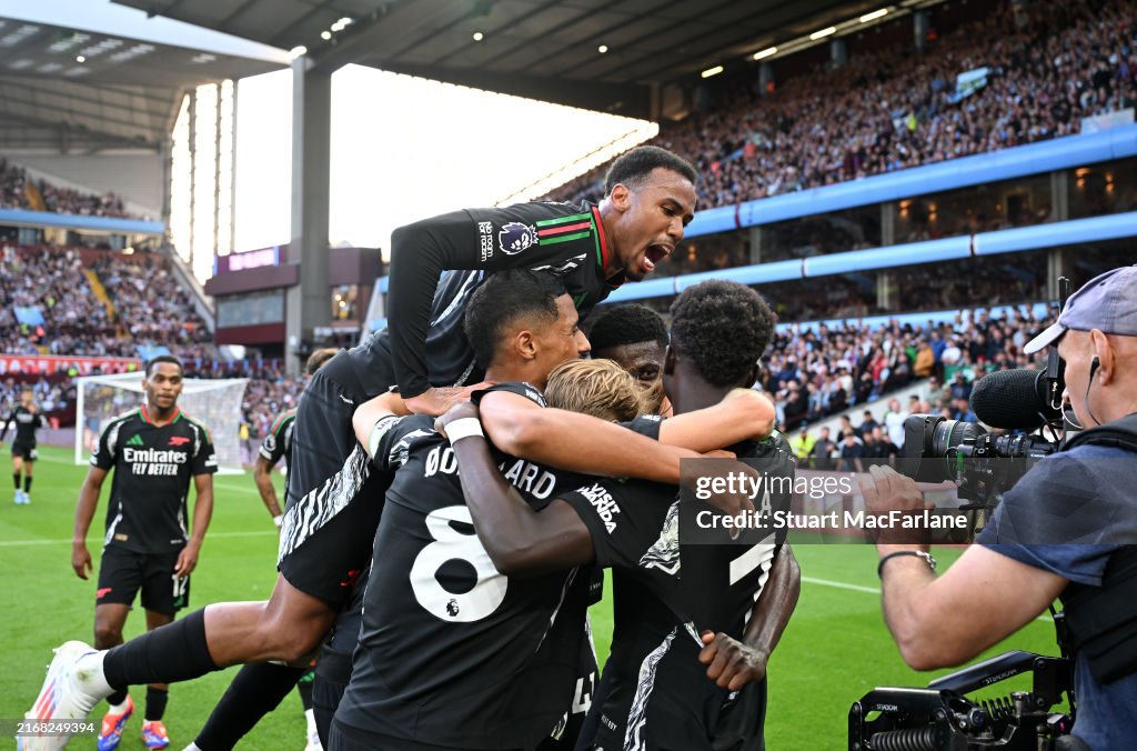 Aston Villa FC v Arsenal FC - Premier League