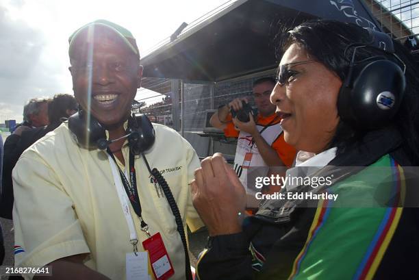 Tokyo Sexwale A1 Team South Africa Seat-Holder celebrates pole position for A1 Team South Africa. A1GP, Rd1, Qualifying Day, Zandvoort, Holland, 30...