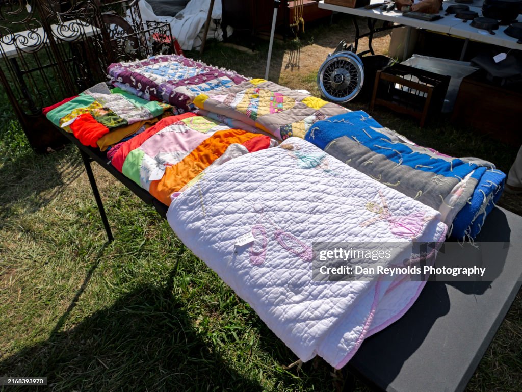 World's Longrest Yard Sale, from Michigan to Alabama