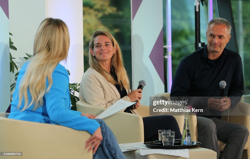 FC Bayern München v VfL Wolfsburg - Google Pixel Women's Supercup 2024