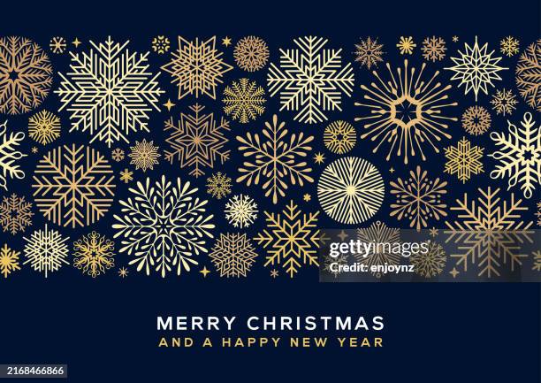 nahtloses goldenes weihnachtsschneeflocken karten-/tapetendesign - weihnachtsmarkt stock-grafiken, -clipart, -cartoons und -symbole